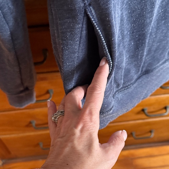 New England Patriots Blue Sweatshirt - Picture 3 of 5